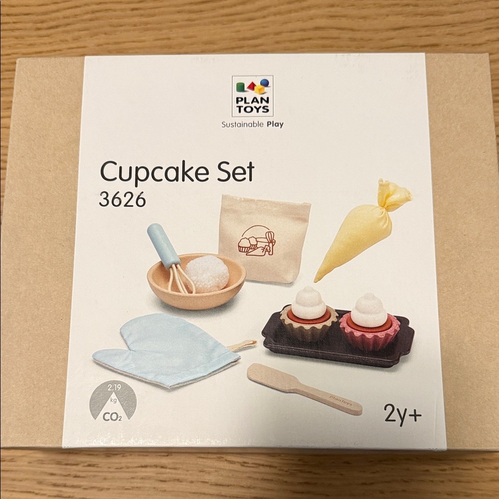 Plan Toys Cupcake Set
